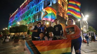 Ilumina SOBSE Edificios Capitalinos en el  Marco del Día Internacional de Lucha contra la Homofobia, Lesbofobia, Transfobia y Bifobia