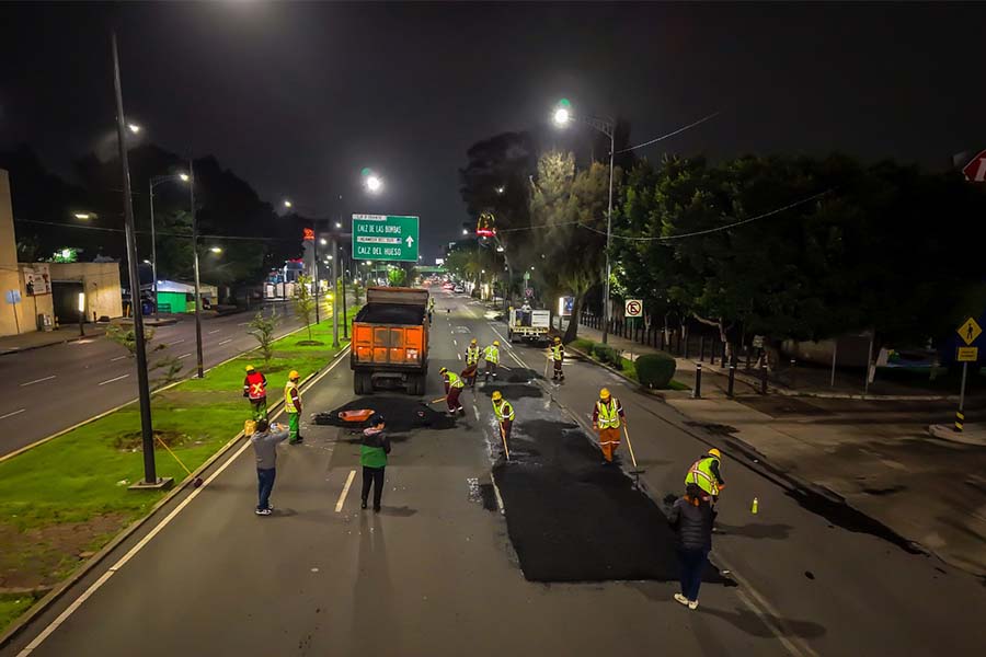 CON EL PROGRAMA BACHEO PROGRAMADO NOCTURNO EL GOBIERNO CAPITALINO HA ATENDIDO 2 MIL  100 BACHES EN 13 VIALIDADES_0003_05.jpg