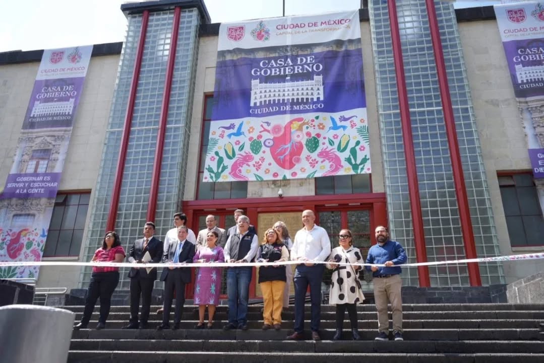 INAUGURA CLARA BRUGADA LA PRIMERA CASA DE GOBIERNO 01.jpg