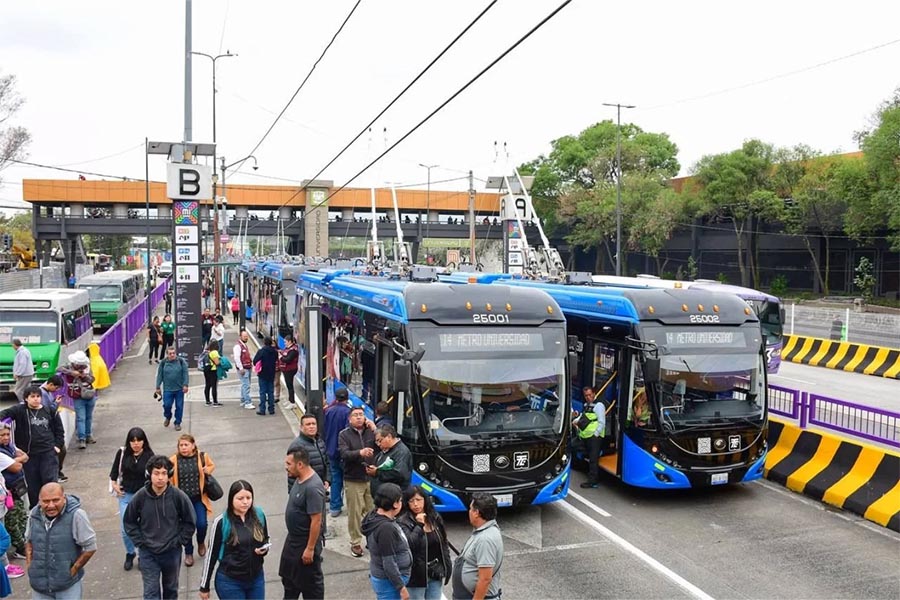 CLARA BRUGADA PUSO EN OPERACIÓN DOS NUEVAS RUTAS DEL TROLEBÚS_0012_Sobse.jpg